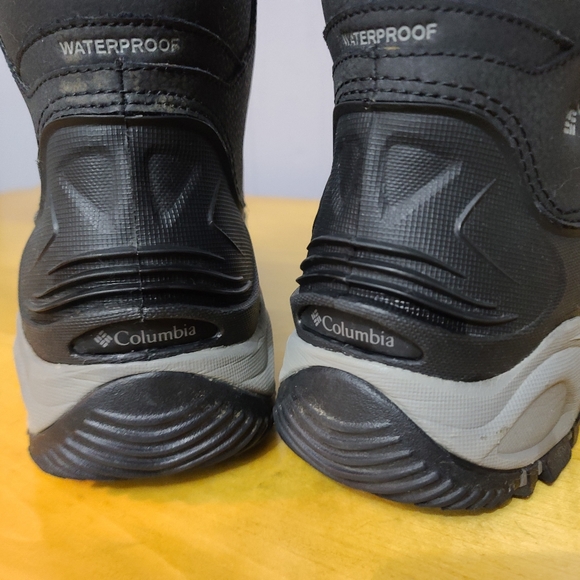Columbia, waterproof boots main image 6